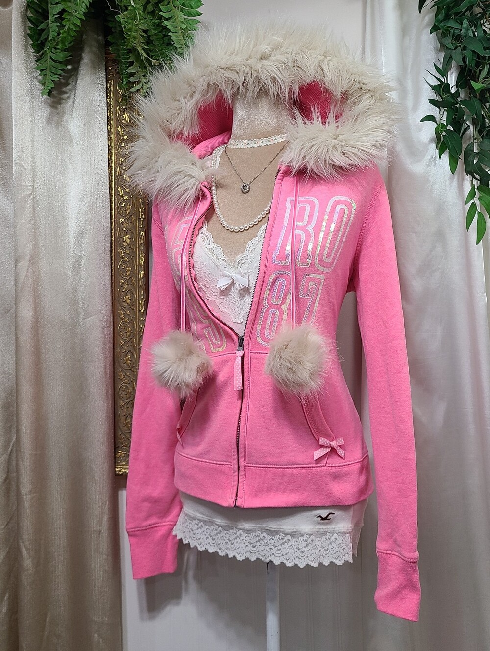 ♡ Y2K ♡ Aeropostale Hot Pink Fur Trim Hooded Jacket Pom-poms Sequin Logo - Picture 5 of 10